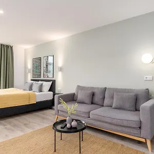  Aparthotel Bright Center